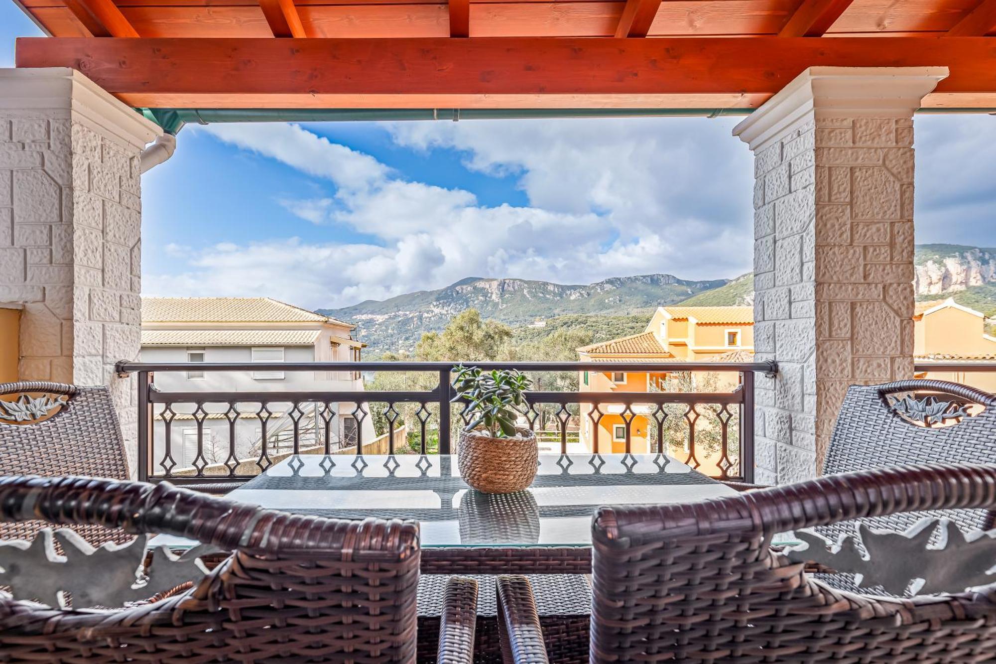 Villa Lola'S House Liapades Exterior foto
